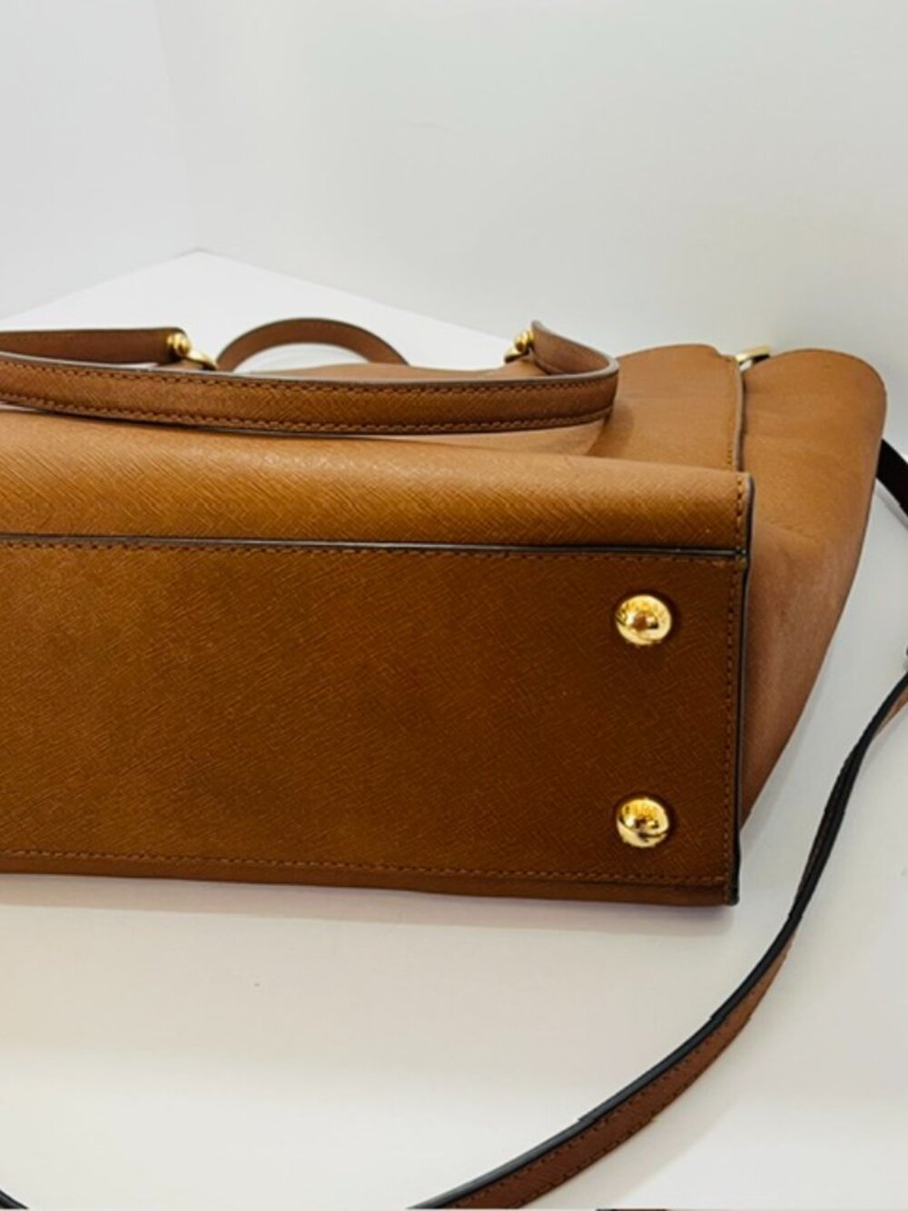 Michael Kors Dee Dee Lg Saffiano Leather Convertible Tote Acorn EUC - Picture 5 of 16